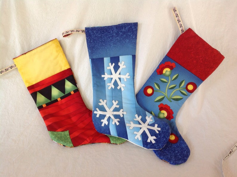 One of each available to ship to you or your gift recipient #HolidayStocking #ChristmasStocking #XmasStocking #SurfingSanta #BaseballStocking #BunniesStocking etsy.com/listing/670692…