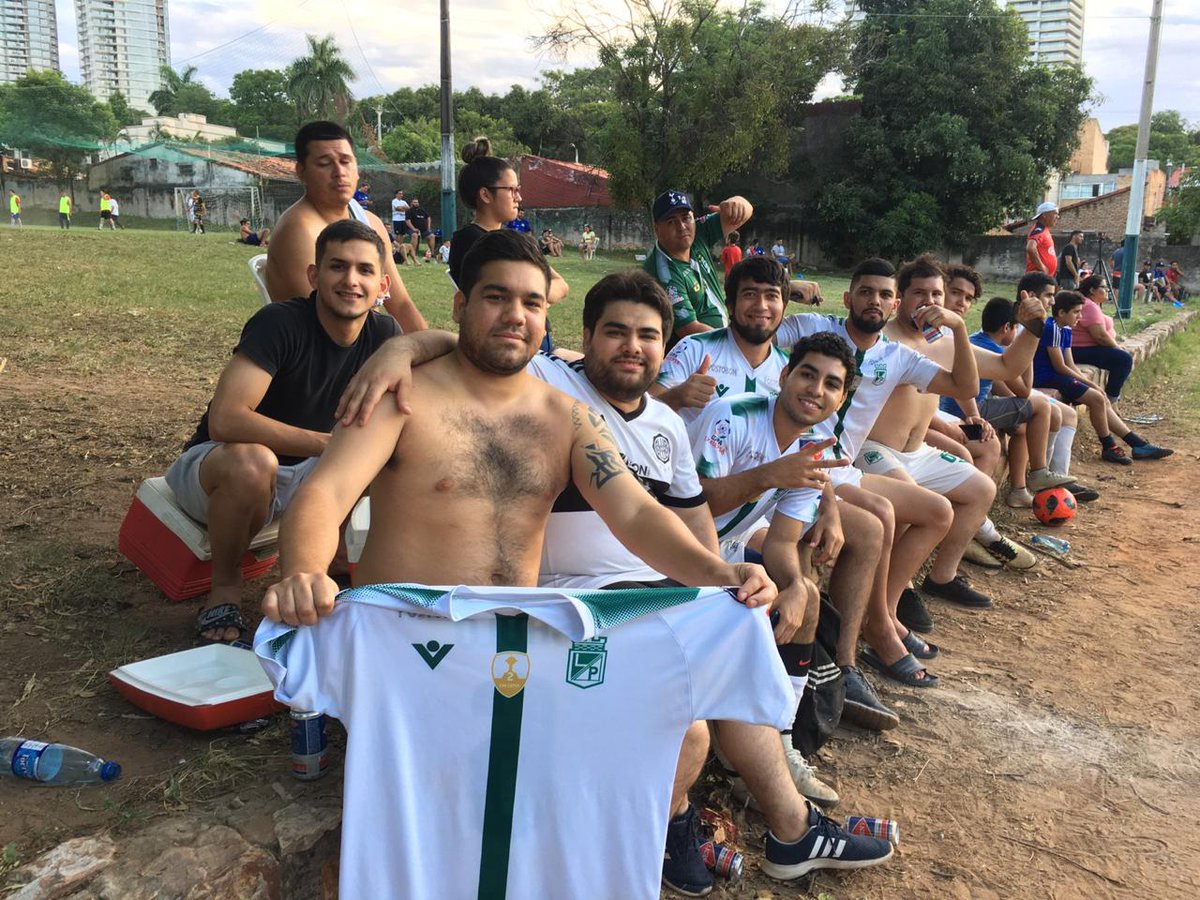 pirados013's tweet photo. VENGAN POR ESTEEEE 🤪😎⭐⭐ https://t.co/thNG9vjdXg