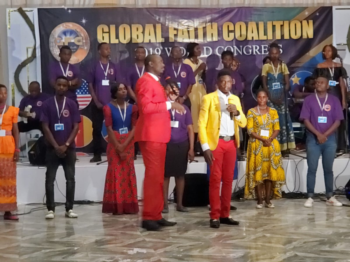 AwohAgbor's tweet image. Chaque homme et chaque femme qui arrive sur terre, arrive à la zone d'accomplissement de la mission du ciel pour sa vie. Si tu dépenses tout le temps qui t'a été donné sans accomplir ce dont tu est venu pour, ce serait dommage de faire face à celui qui t'a envoyé sur terre .