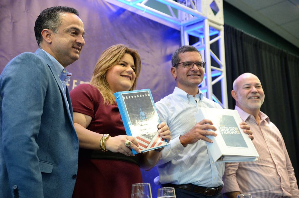 TeamJGO2024's tweet photo. En estos momentos Comisionada residente @Jenniffer2012 y @pedropierluisi hacen entrega de los documentos al secretario del @pnp_pr @junerivera2016 en el #CentroDeConvenciones como parte de los actos de #RadicaciónCandidaturaPNP porque ella es #LaDuraEnWashington https://t.co/0Nj4ZkcRY8