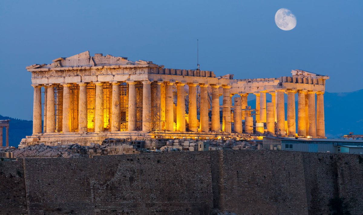 IISIS41's tweet image. "Cuando el debate se ha perdido, la calumnia es la herramienta del perdedor". Sócrates.