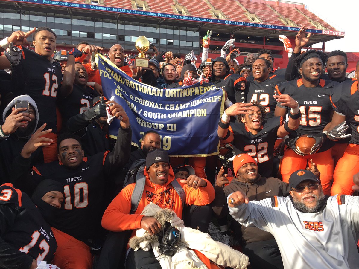 Camden Schools (@camdenschools) on Twitter photo The champs are here! Congrats <a href="/WWHS_Camden/">Woodrow Wilson High School</a> on your State Championship Win! #tigerpride #camden #wwhs @WilsonTigerAD @greatusports <a href="/fadil_diggs/">Big Frank 🧟♂️</a> The champs are here! Congrats <a href="/WWHS_Camden/">Woodrow Wilson High School</a> on your State Championship Win! #tigerpride #camden #wwhs @WilsonTigerAD @greatusports <a href="/fadil_diggs/">Big Frank 🧟♂️</a>