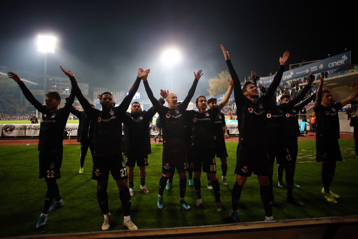 Besiktas's tweet photo. Havaya havaya eller eller havaya 🙌 https://t.co/IyDqHo24VP