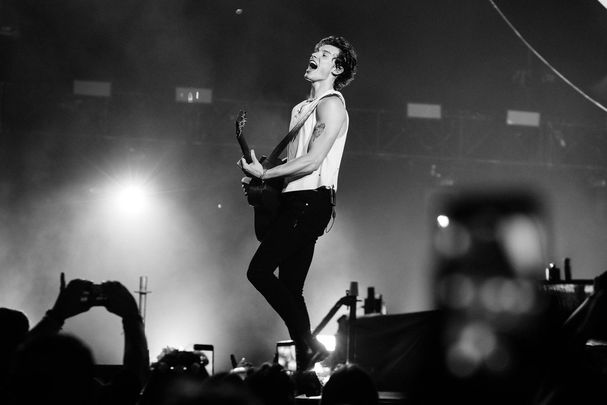 Buenos Aires! Thank you for two amazing nights. @shawnmendes #ShawnMendesTheTour