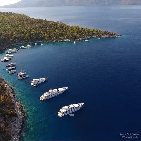 Terrific view of the Saronic Gulf 🇬🇷 Book now your memorable sailing holidays in Greece with @yourboatholiday #yachtchartergreece #greeceyachtcharters #rentyachtgreece #greeceboatcharters #greeceboatrentals #catamaranchartergreece #crewedchartergreece #p… ift.tt/38sMxJE