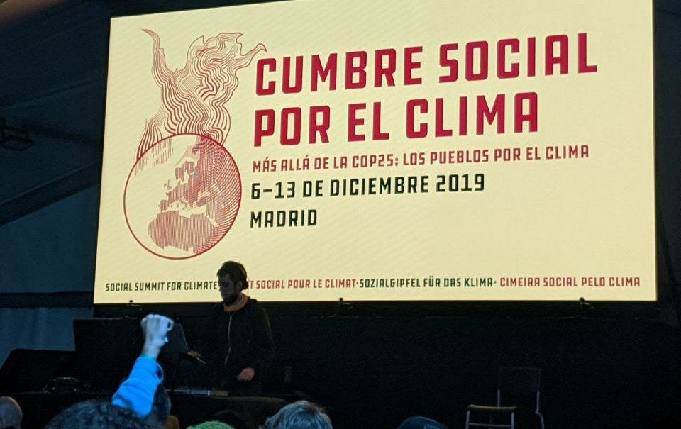 😍🌻 Portem dos dies intensos participant dels tallers, xerrades i actes de la #CumbreSocialClima!

Hem escoltat, hem aprés i hem seguit construïnt juntes una alternativa: #JustíciaClimàtica. Ara, nosaltres som camí a casa, però la cimera social només ha fet que començar! 🐣🎊