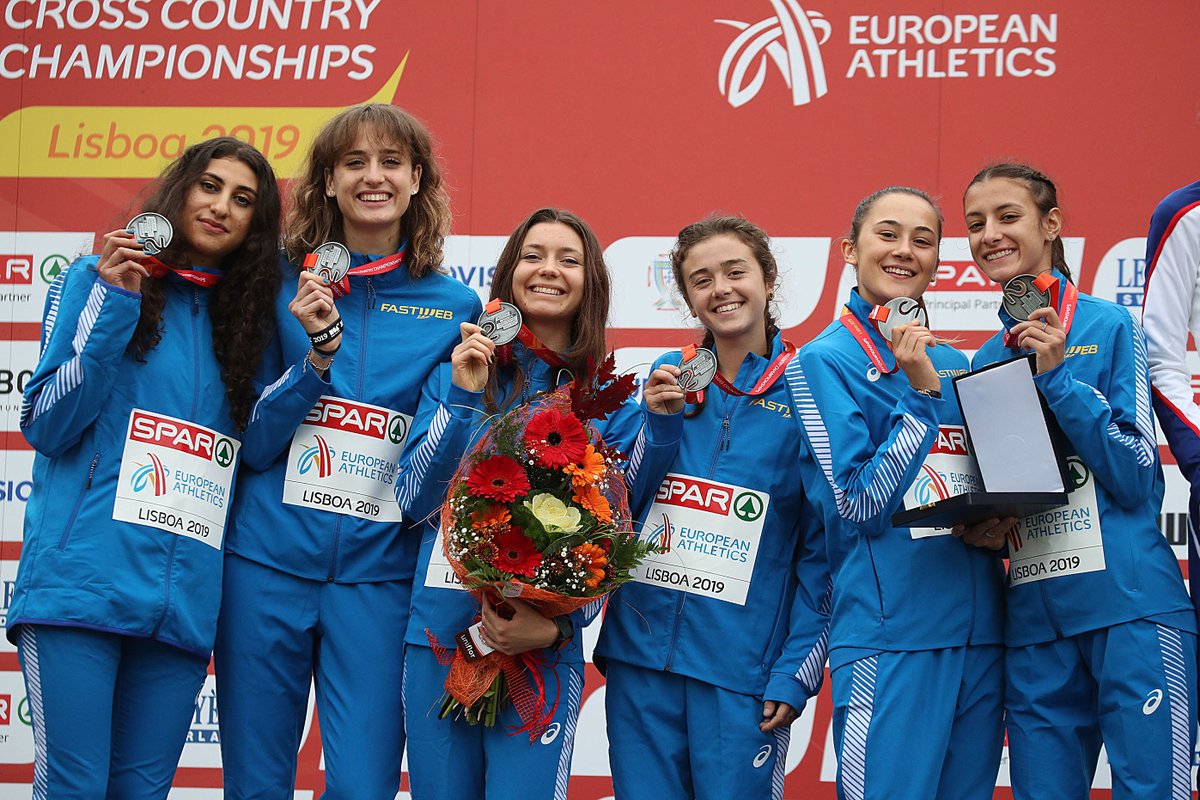atleticaitalia's tweet photo. #atletica Eurocross #Lisbon2019 🇮🇹 Italia quattro podi ed è terza nel medagliere, il DT La Torre: "Crippa un fuoriclasse, Battocletti ha dominato. Movimento in salute e pensiamo già a Torino 2021" (@PhotoColombo)

LEGGI ▶️https://t.co/YhWPQUn6m0 https://t.co/mbNajOinfZ