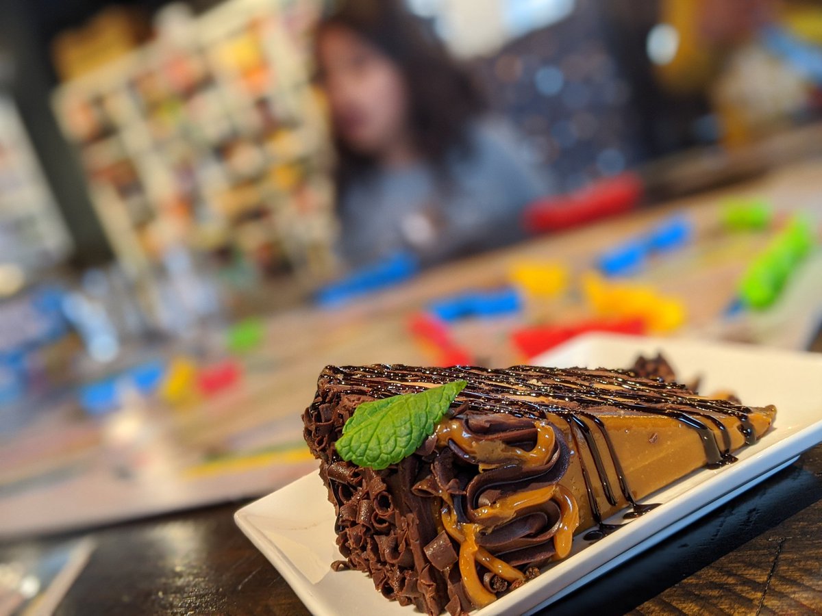 YashYanthi's tweet photo. Board Games, vegan treats and craft beer at #premierjouer in @LavalTourisme #ExperienceLaval
#MurphysDoLaval #Giftedexperience #QuebecOriginal #MurphysDoQuebec https://t.co/MdS7ew1ixr