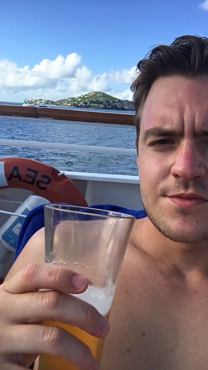 En iskall i aktern på en lyxyacht i Karibien.. har jag nått toppen nu?