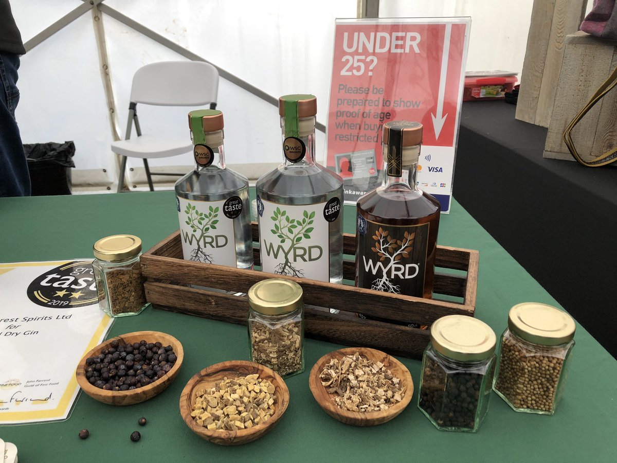 LymoTweetUp's tweet photo. Loved hearing all about the gin distilling process from @wyrdspirits today at the @exburygardens Christmas Fair and wow, did it taste good too!
#SmallBatchDistillery #NewForest https://t.co/AxtyXK0nCq