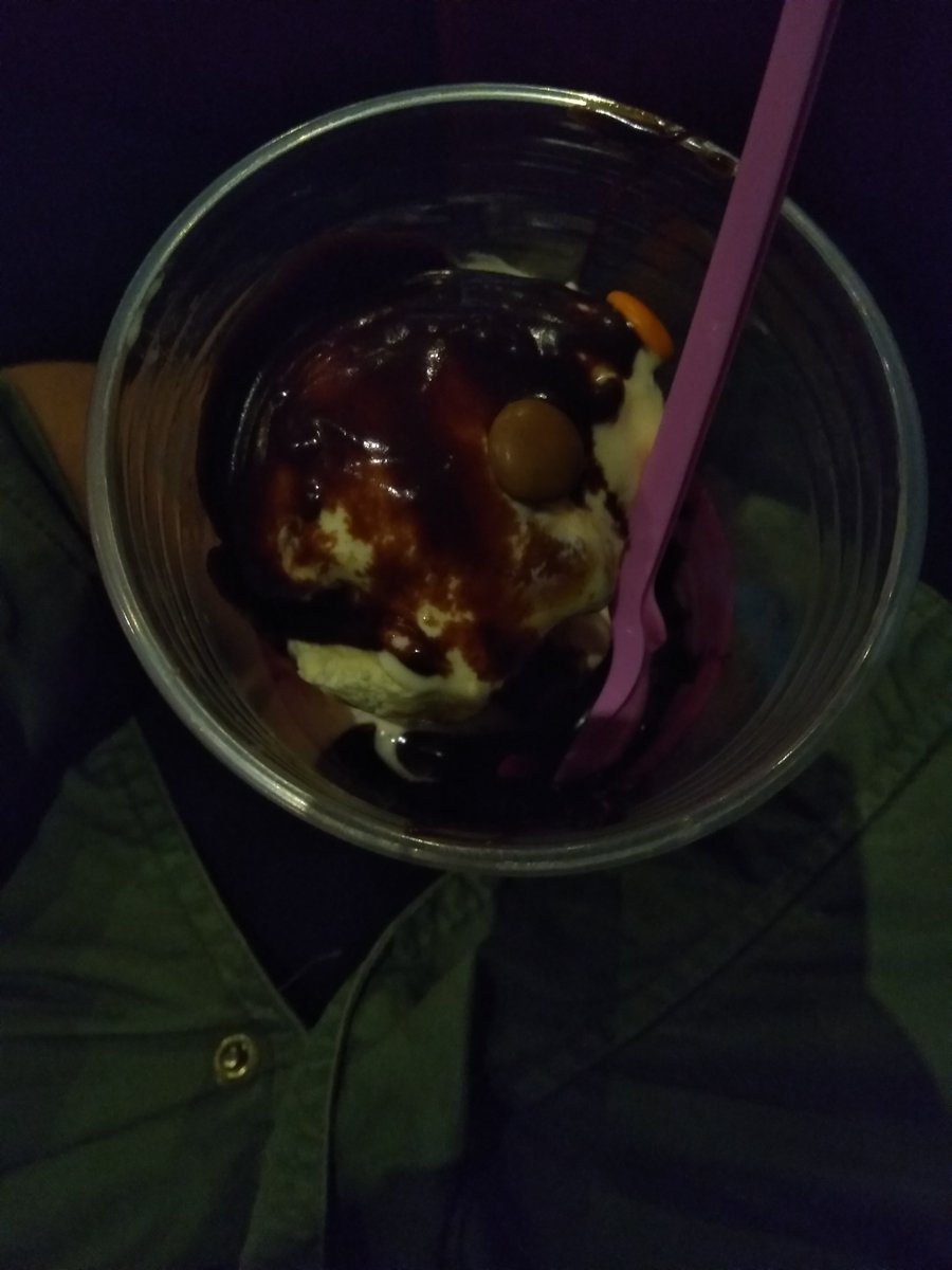 CG0205's tweet photo. Went to see the new #Jumanji movie. I prefer the last one tbh. The best part of the movie for me was my ice cream. #nevertocoldforicecream https://t.co/nDf6OHWM8Z