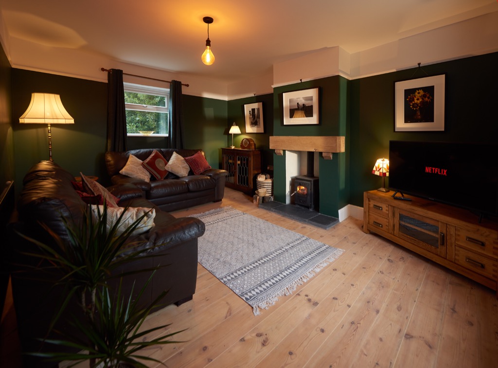 PLAllard_Builde's tweet photo. Refurbished Edwardian Lounge.
#P.L.Allard Building And Roofing Ltd. https://t.co/id4hs4rj9Y