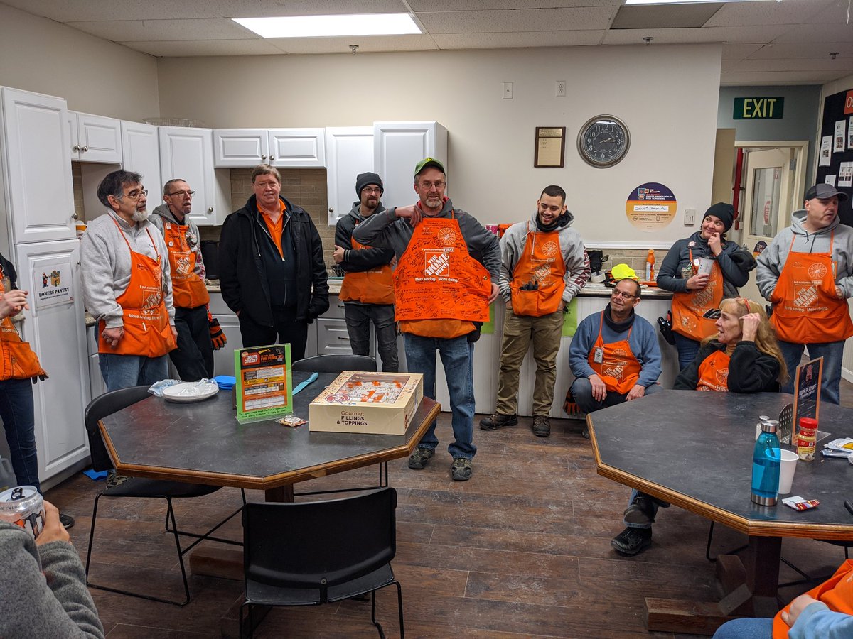 Saying Bye to a 15 year associate. Good luck in your new store Mike!!
<a href="/thd_grnfld2619/">Greenfield HomeDepot</a> <a href="/marantes1/">Marcelo Arantes</a> <a href="/whipplenh/">Donna Whipple</a> @EKuchachik <a href="/dwentworth1/">Danielle Wentworth</a>
