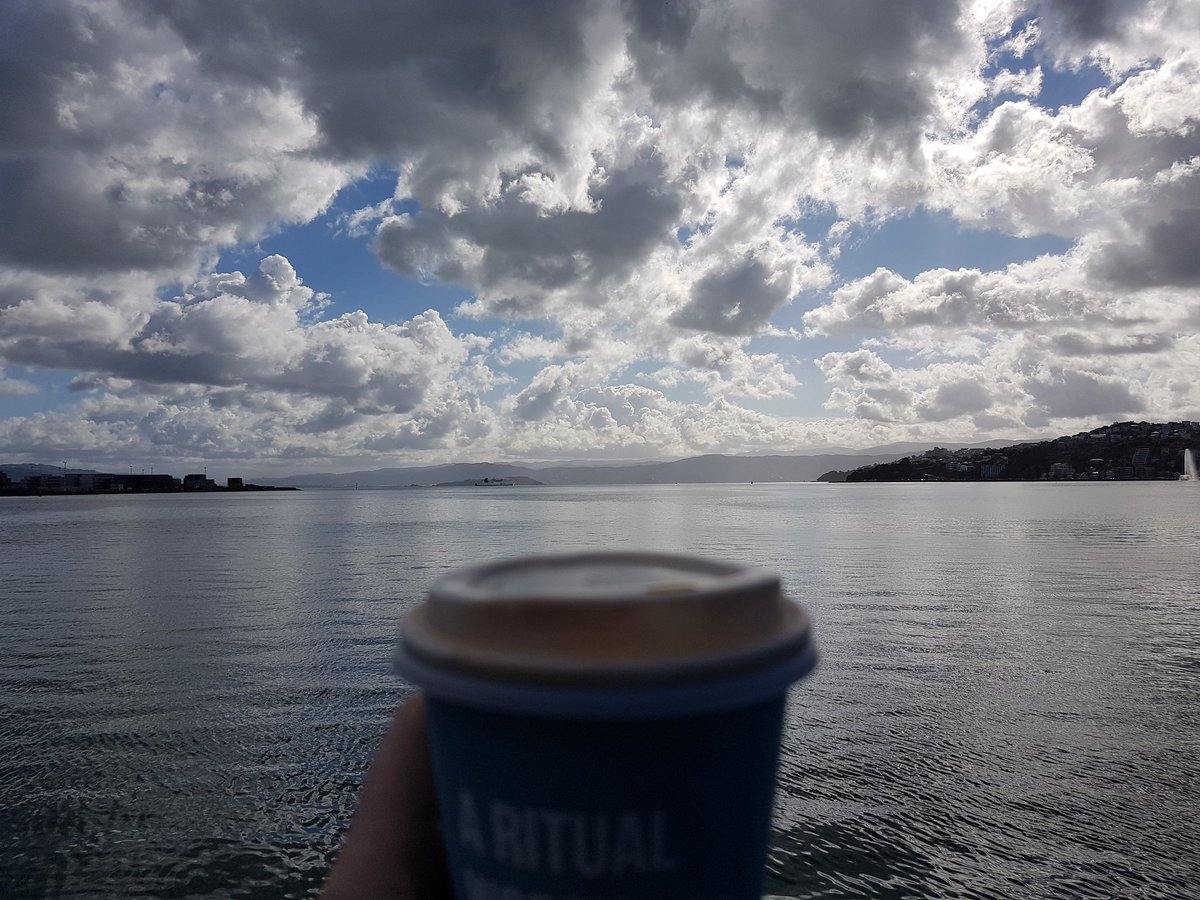 Sometimes people ask me wether I regret moving across the globe to New Zealand... Nah, don't think I do😁