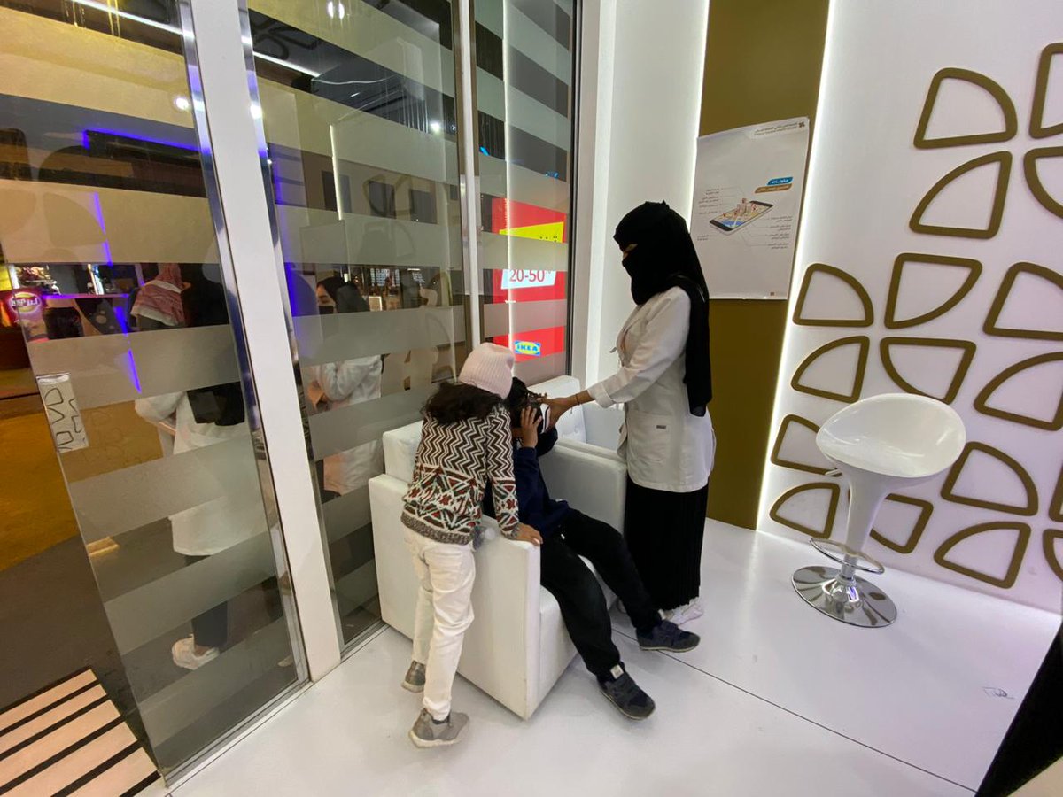 Cluster2_Riyadh's tweet photo. برنامج توعوي لتقديم استشارات لزوار #البوليفارد
في تخصصات طب الأسنان المختلفة
 📍تقويم الأسنان
📍زراعة الأسنان
📍علاج جذور الأسنان
📍الاستعاضة السنية
📍طب أسنان الأطفال
#صحتكم_بالبوليفارد 
#التجمع_الصحي_الثاني_بالمنطقة_الوسطى https://t.co/kXMO9aARIX