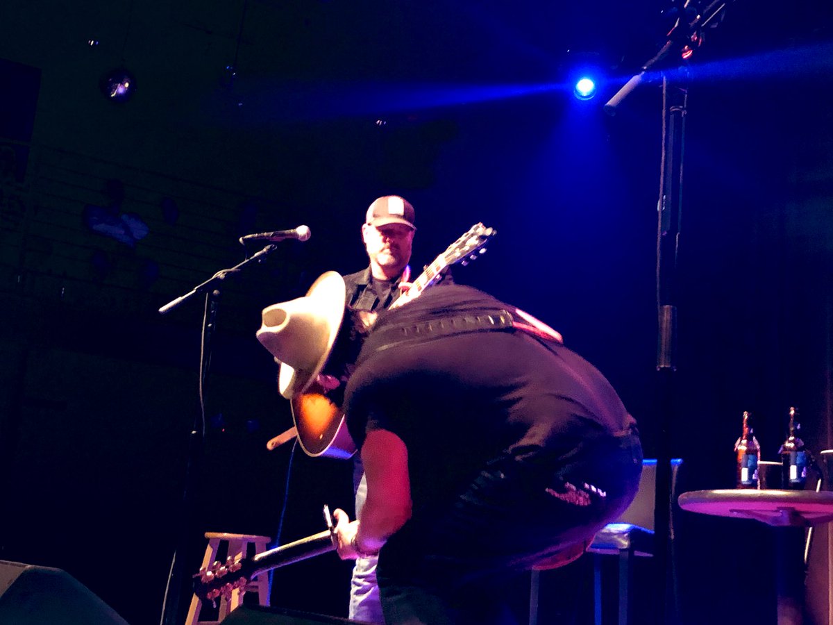 bigdock's tweet image. What do you get when you have two great singer songwriters and a great venue..pure magic!
Thanks @JackIngram &amp;amp; @jonrandallmusic for an awesome night of music. #thekessler #jackingram #jonrandall #countrymusic