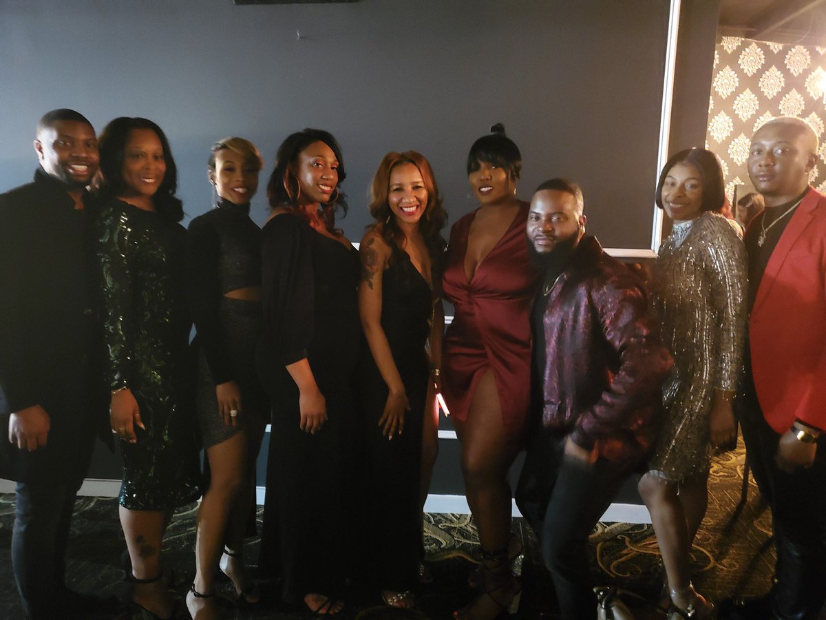 AT&amp;T 3rd Annual End of the Christmas Party #aboutlastnite#teamfreddiemgrs #alwysonrdy #winningteam #yasnteampic @Conyers2Atlanta <a href="/Duchess423/">Symera Cruz</a> <a href="/anthonyetuggle/">Anthony E. Tuggle</a> <a href="/davisfred2/">Freddie Davis</a> <a href="/KiarraReid_/">Kiarra</a> <a href="/tedra_haynes/">Tedra Haynes</a> <a href="/IamTeeBenyard/">Letitia</a> <a href="/Bowles_Trav/">Travis Bowles</a>