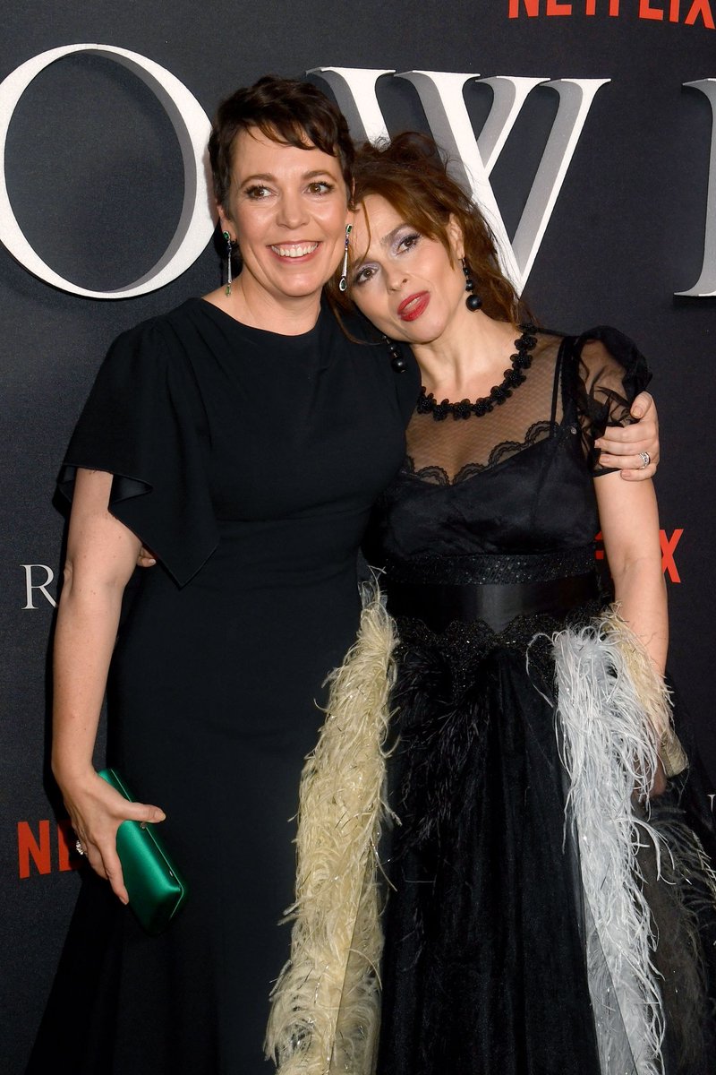 HelenaCentral's tweet photo. Nov 13 | "The Crown" Season 3 World Premiere

📷 https://t.co/dI6sy1WldL

#HelenaBonhamCarter #TheCrown #TheCrownNetflix #PrincessMargaret https://t.co/sQQjP3o98S