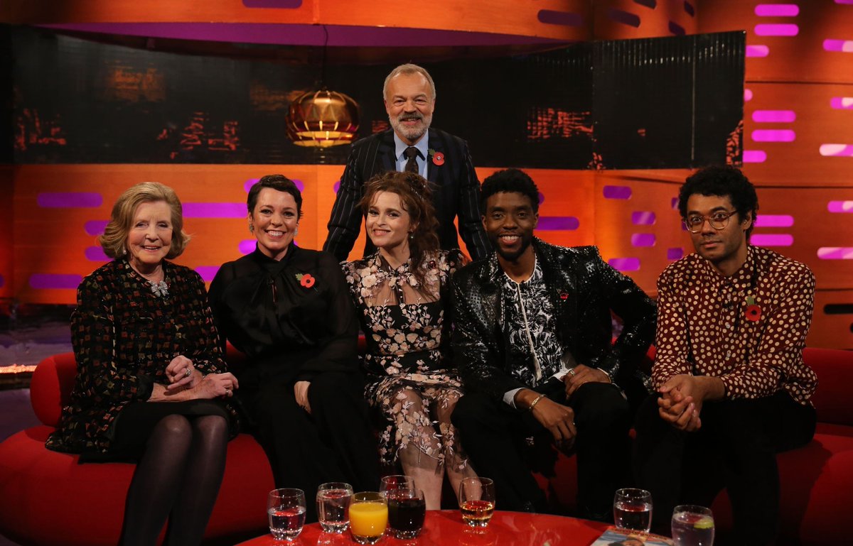 HelenaCentral's tweet photo. Nov 7 | Graham Norton Show to promote The Crown

📸 https://t.co/R8ev2lCnT8

#HelenaBonhamCarter #TheCrown #TheCrownNetflix #PrincessMargaret https://t.co/X889RB8i42