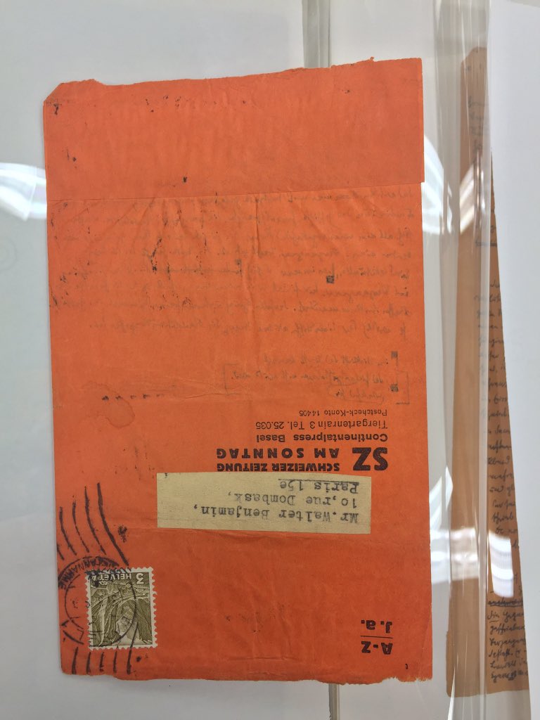 Samantharhill's tweet photo. Hannah Arendt’s copy of Walter Benjamin's Theses on the Philosophy of History.

He wrote them shortly after he was released from the Nevers interment camp on newspaper sleeves. He gave them to her for safe keeping when they parted ways in France in 1940, shortly before his death. https://t.co/lbNU9SJbRG