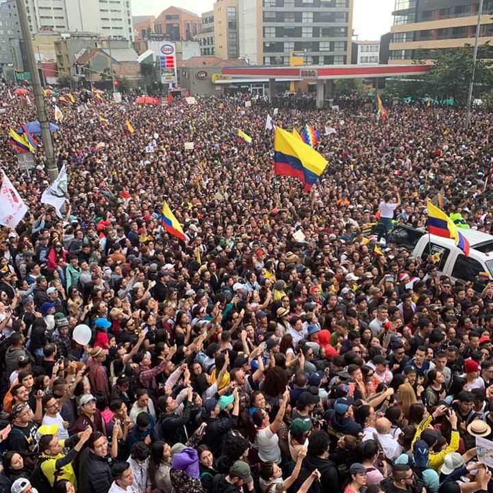 ¡De esto te hablamos viejo!
<a href="/IvanDuque/">Iván Duque 🇨🇴</a> 
#ElConciertoDelParo 
<a href="/cantoxcolombia/">uncantoxcolombia</a>
