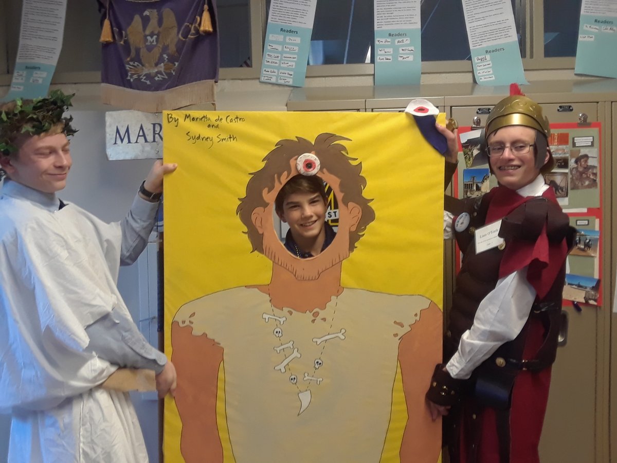 ValliusAquila's tweet photo. Marist Open House 2019. Welcome to Rome! https://t.co/G436fuPxLC