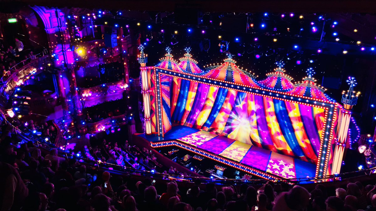 Had the best time at the greatest show 🎪🎩🐻🤹‍♂️Christmas has totally begun! @PalladiumPanto 🎭 Thank you @JulianClary @paulzerdin @garywilmotactor @sophie_isaacs_ @JanineDuvitski @laurenstroudx #PaulOGrady #MattBaker (and not forgetting #NigelHavers 😂) for a stunning night ✨