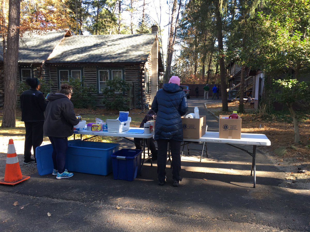 BFreidel's tweet photo. Medford lakes Lions clubssrved 20 families through their food bank last month. This month they are serving Christmas dinners to 30 families https://t.co/aSd0gFLVls