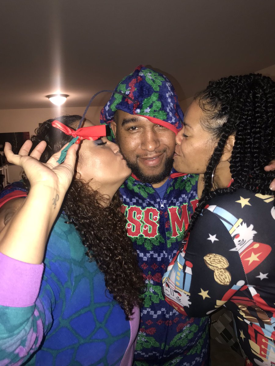 d_crokit615's tweet photo. The mistletoe was working its magic https://t.co/hgcD9uTXZv