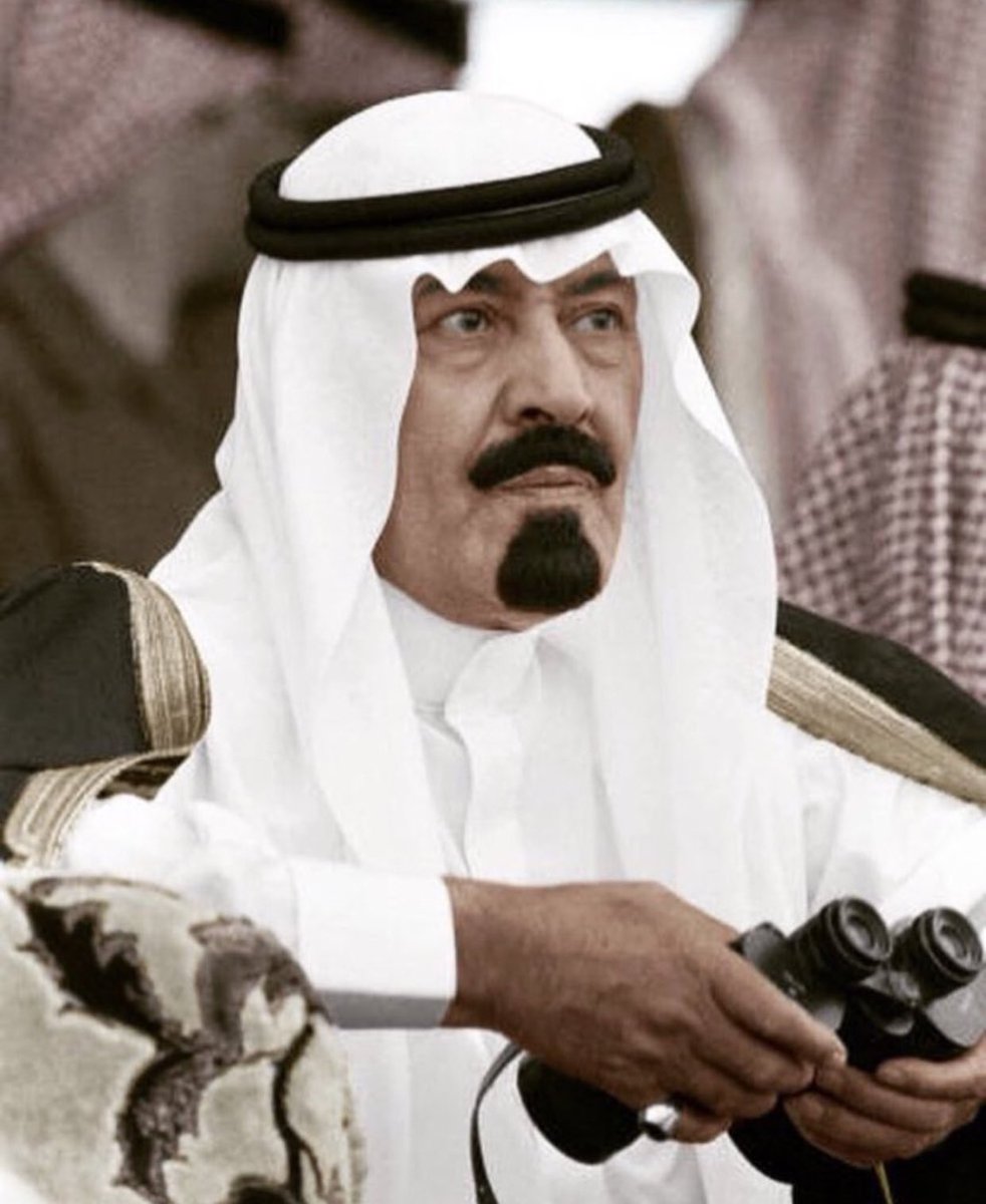_F2Sa's tweet photo. #اوامر_ملكيه

رحِمَ الله رجلًا كانَ لشَعبهِ أبًا
قبلَ أن يكون حاكمًا . https://t.co/I1hrnKIZk5
