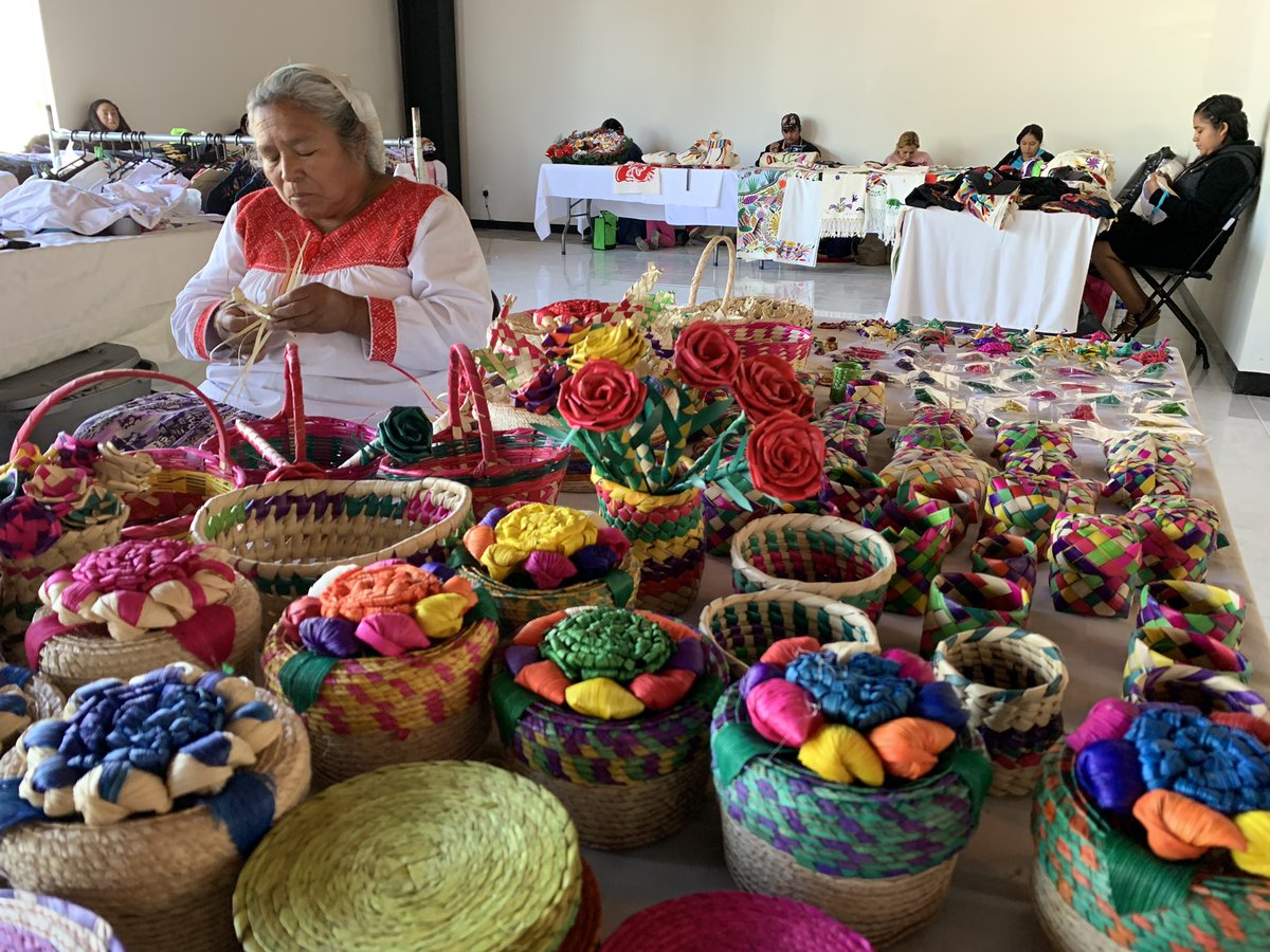 Emiliano3581's tweet photo. No te pierdas la oportunidad de compartir una artesanía de nuestros artesan@s de #Hidalgo en estas fechas decembrinas visita #HIDARTE https://t.co/JN9r3RFL5x