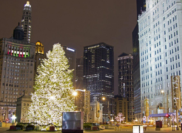 NCAChicago's tweet photo. Check out the @GLChicago Chicago Holiday Lights Tour featuring Lincoln Park Zoo Lights &amp; Christkindlmarket. Buy your tickets before they sell out!! #chicago #holidayseason #lights #Christmas #ncachicago #concierge #family @NCAChicago @NCANational  https://t.co/qeKoQQpm7Y https://t.co/nwzZt39m2F