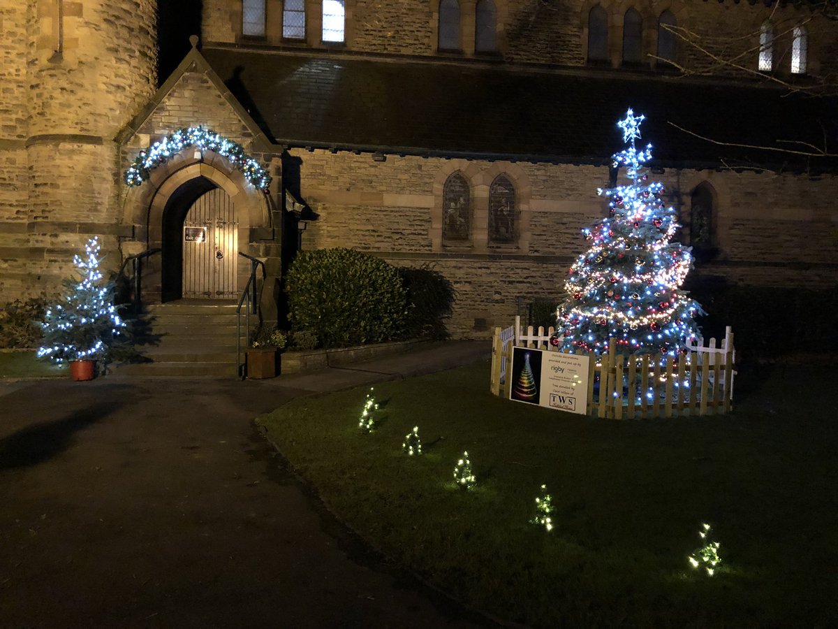 nicmc77's tweet photo. What a pleasure it was to attend the closing service of the #christmastreefestival All Saints church in #Rainford this evening - thousands raised for @MacmillanNW & @Roy_Castle_Lung
Thanks to everyone who organised & supported this wonderful community event #grateful #giveget 💚 https://t.co/flV3UY5nU8