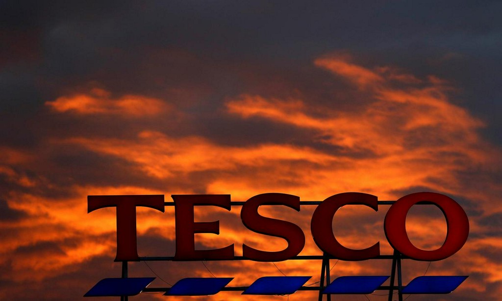 Reuters's tweet photo. Britain's Tesco considers Asia exit https://t.co/UFYyXDPqmW https://t.co/bZvgqbixxJ