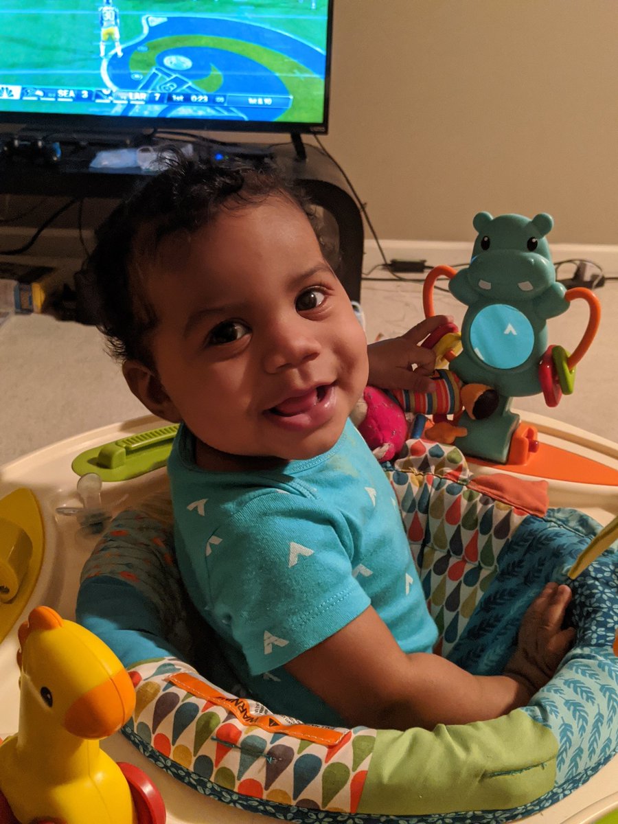 dlewings's tweet photo. This smile makes it all worth it #MyLegacy #DadFlow #GotLoyaltyGotRoyaltyInsideMyDNA https://t.co/Wjak1CFgyR