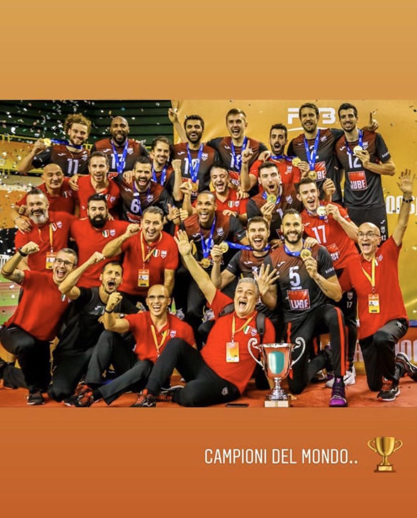 Campioni del Mondo!!Emozioni incredibili voglio ringraziare la squadra...tutti sono stati importanti in questo torneo! Lo staff che ha fatto un lavoro incredibile e il club che ci permette di vivere queste sfide! 2019 Italia, Europa, Mondo....