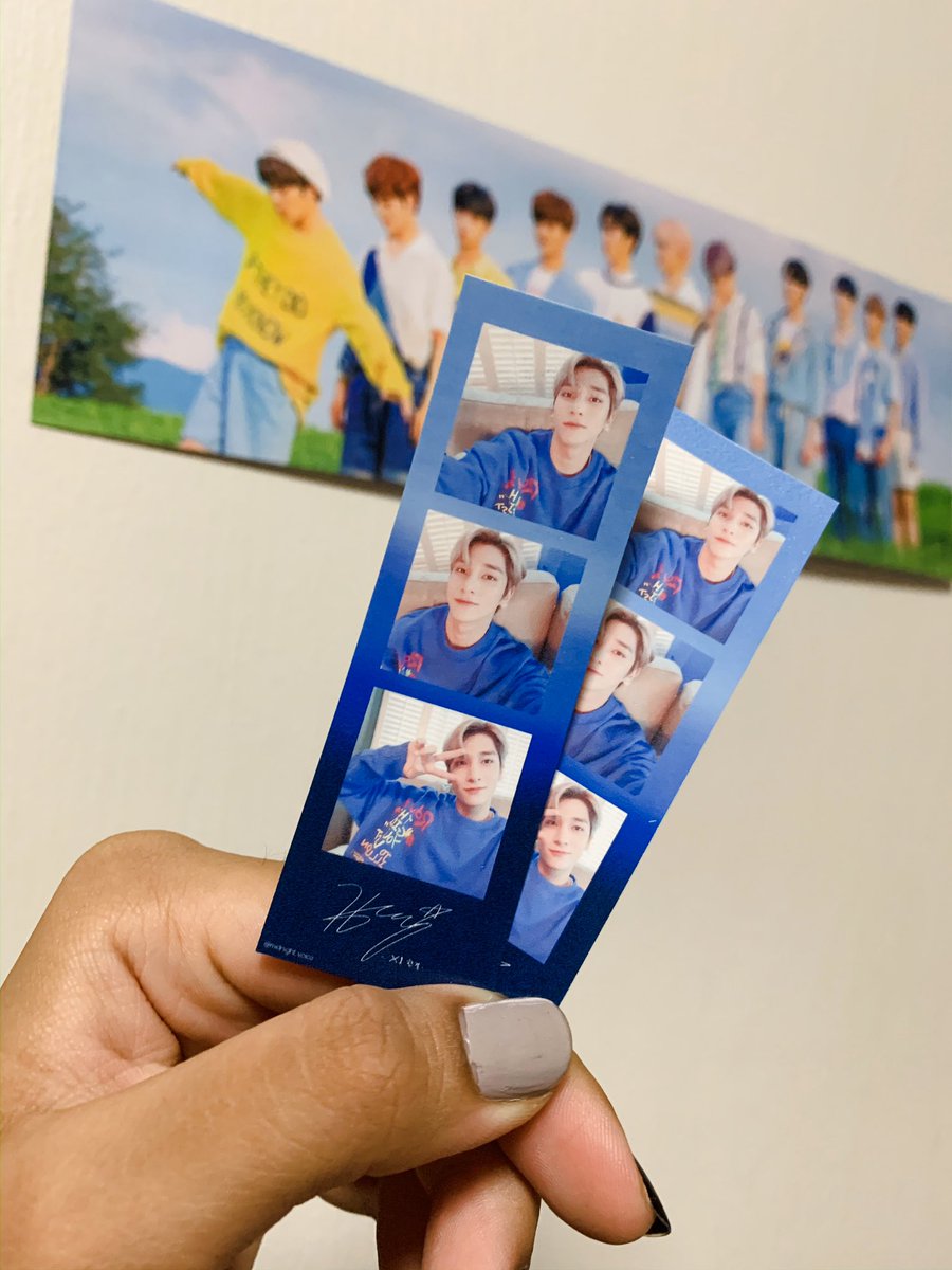 midnight_voice's tweet photo. i’m bringing my leftover hangyul photostrips with me for the #hanswinter event too! if yours has a star on the back please find me for a small hangyul gift 💛 https://t.co/b0e0hhXoL7