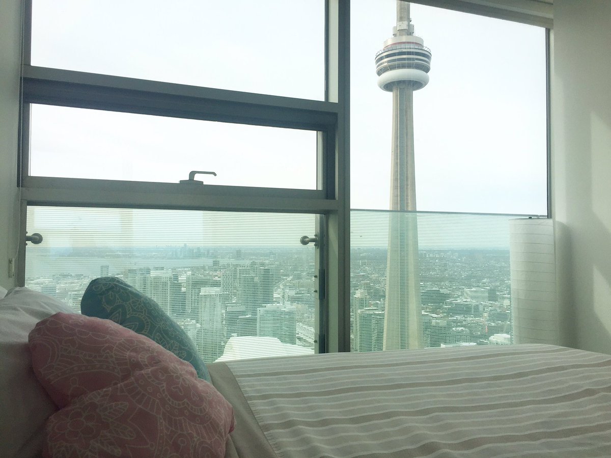 #Toronto #Bedroom Views/Goals! 😉😜🙌 #TorontoCondo #TorontoRealEstate #TorontoCanada🇨🇦 #RoyalLePage #TorontoCondos #TorontoPics #CNTower #TorontoSkyline #BuyOrSellYourHomeWithBen! #BenSellsToronto #RoyalLePageToronto.com