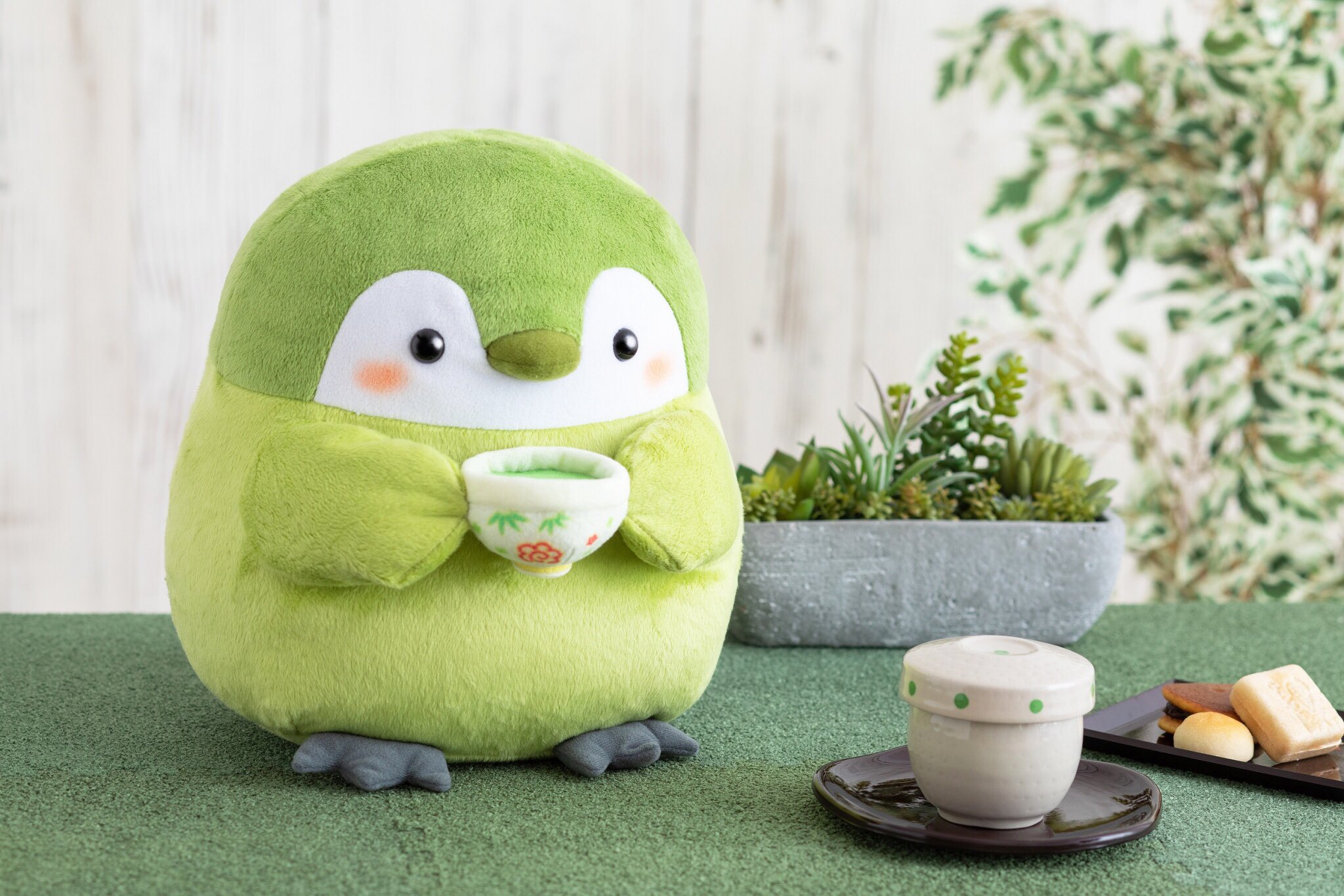 ぬいぐるみ　コウペンちゃん 抹茶なものだなぁ・・・ぬいぐるみ(L) 「コウペンちゃん」 コウペンちゃんのおみせやさん京都四条河原町店限定 コウペンちゃん」グッズストアが京都に、“抹茶をたしなむ