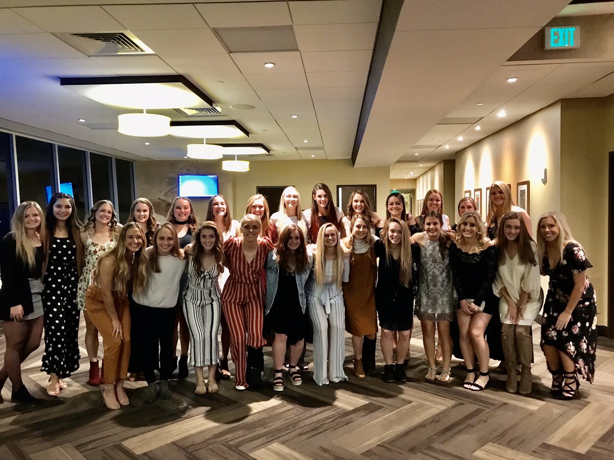 wyosoccer's tweet photo. Celebrating the 2019 season. Thank you to our seniors! #GoWyo #OneWyoming https://t.co/vMQUljDcaB