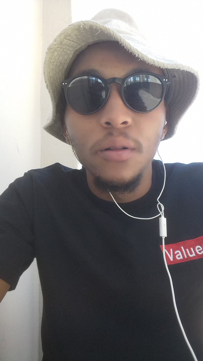 Donald17093282's tweet photo. #SingleFlames https://t.co/VxtEG8TlEZ