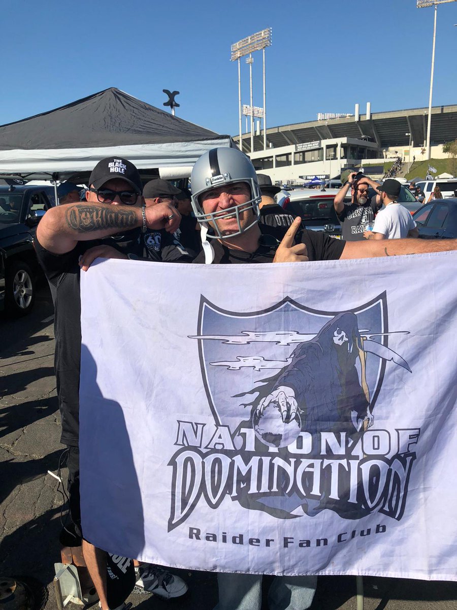 alexviadas's tweet photo. Saludos @alexcorrea11 @eleonbaz desde el coliseo de Oakland "NATION OF DOMINATION MEXICO" https://t.co/5gDPD01OZ0