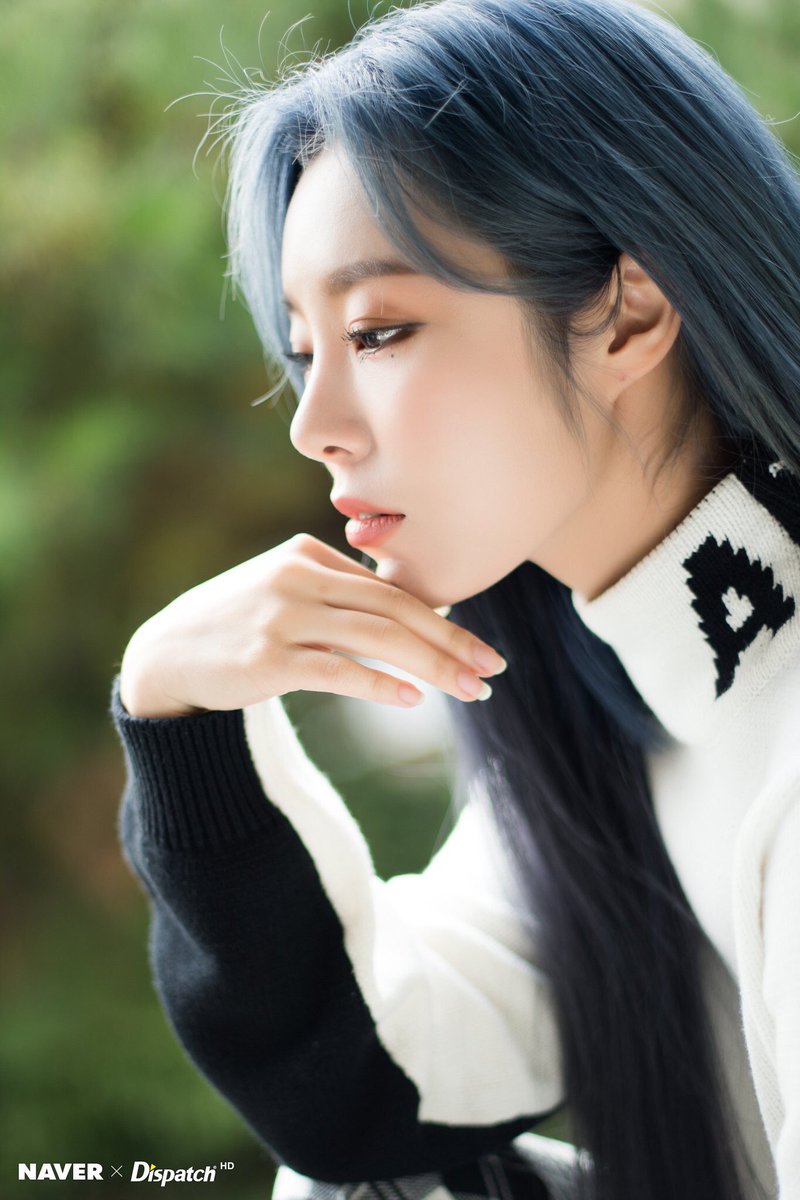 Clara_Conce2's tweet photo. Wheein você é maravilhosa💙, espero que nada de mau te aconteça novamente 🙏🙏🙏🙏
#RespectWheein #ProtectWheein https://t.co/vW0HILuEWX