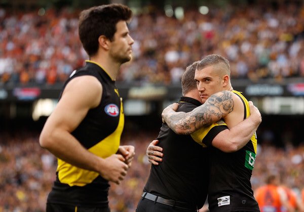 Simon Wallace tweet media