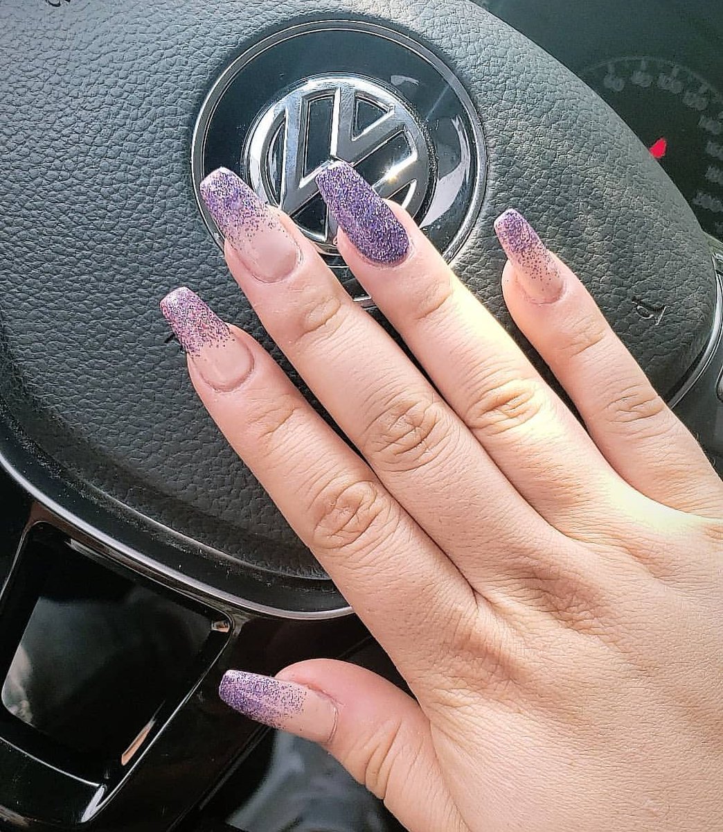 Fiufiu1995's tweet photo. Uñas lindas todo el día 
#FiuFiu
#SiempreLinda
#UñasBonitas https://t.co/yHZSyRiIQW