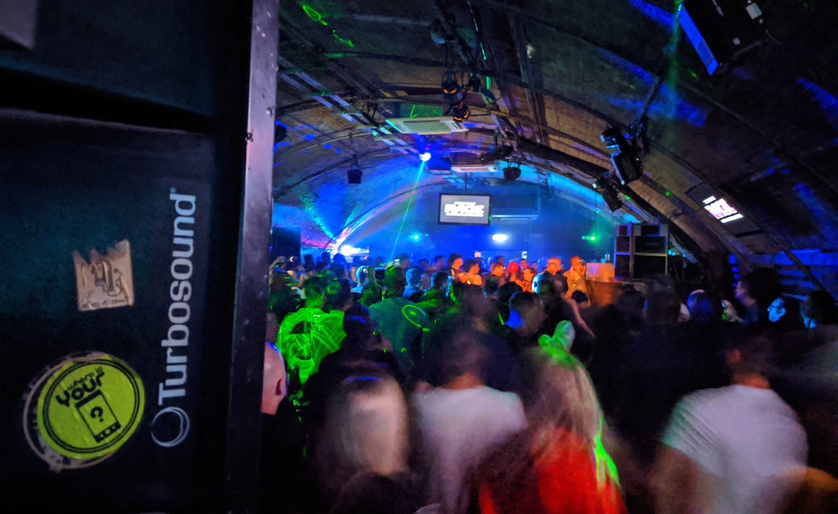 DJBigNickD's tweet photo. That was ace! Sunday Rage rave up. 
Heard so many classic tunes. 
Thinking I'll have do dig out all my old DnB 12s &amp; do a mix. 
It's gonna be a jungle Christmas in our flat this year! 
#rage #heaven #sundayrave https://t.co/xS0M6CKYoT