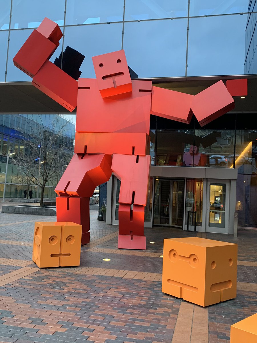 tgatte's tweet image. Who’s excited about #SPFestChi ? This guy! Why? Because he’ll be in my #PowerBI workshops tomorrow in 104B! 😁