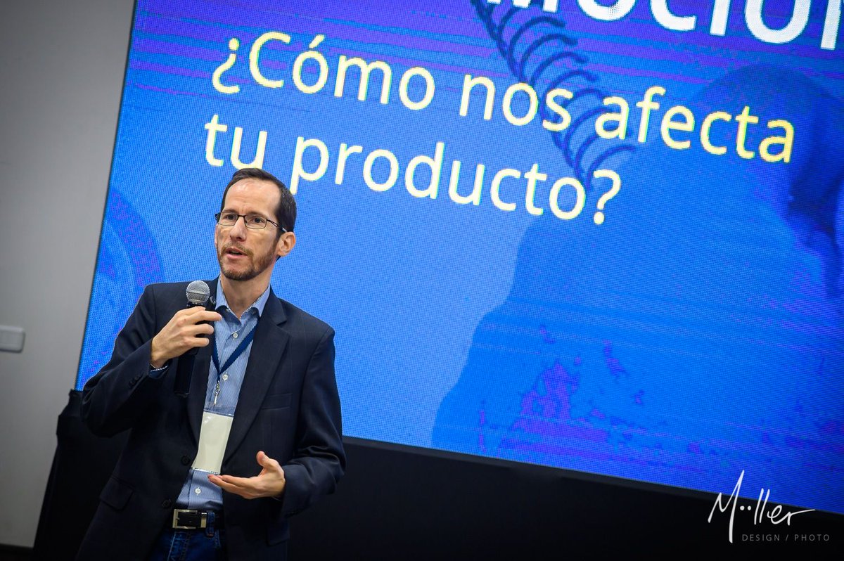mullercardenas's tweet photo. Ayer compartimos algunos conceptos de la importancia del diseño de experiencia de usuario en el @DataJamEc. Como siempre las fotos de @stefiemc! - parte 1

#datajamEc #fintech #charla #guayaquil #ux #UserExperience #uxdesign @i3labespol @espol https://t.co/U24sU0V7OV