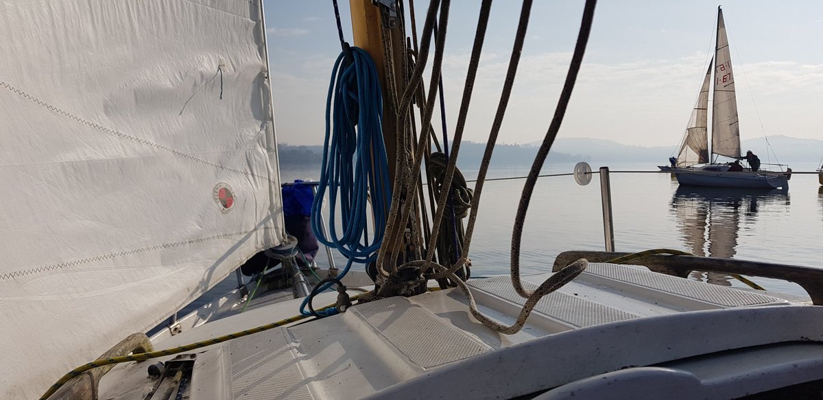 CChiama's tweet photo. Qualche foto della partenza della seconda prova del campionato invernale di #Viverone, purtroppo con troppo poco vento. #AVNO https://t.co/pNSukNkXFi