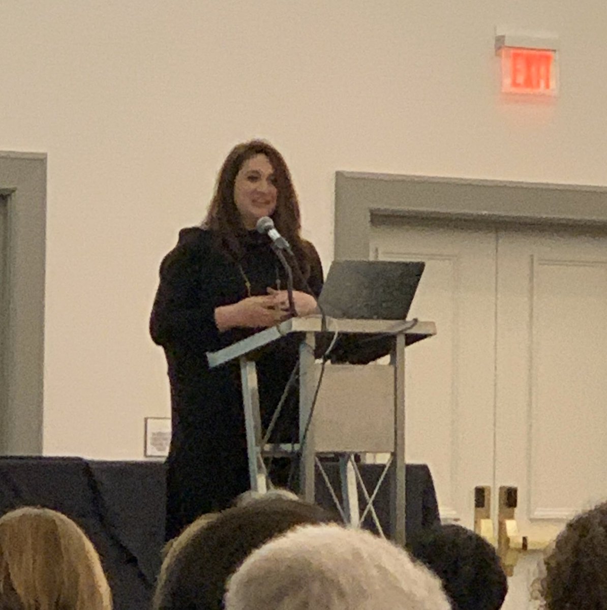 Anna Jackson tweet media